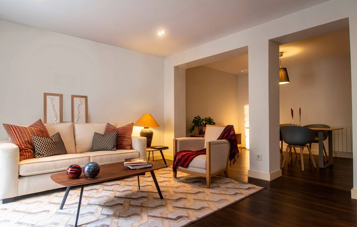 A smart home evening